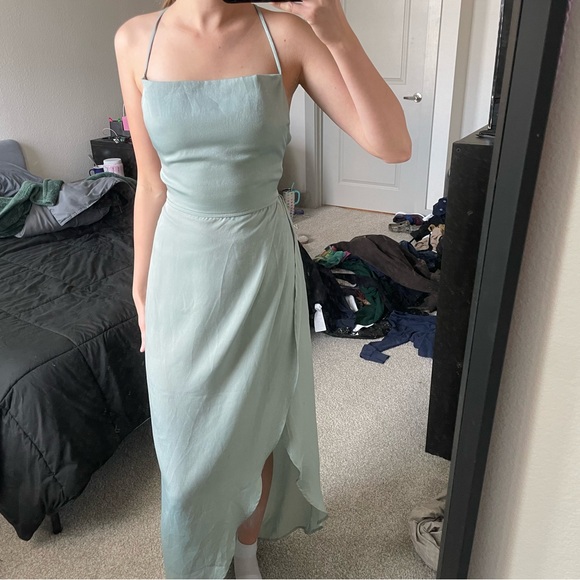Lucy in the sky Sage green Tie Back Slit dress - Picture 2 of 6